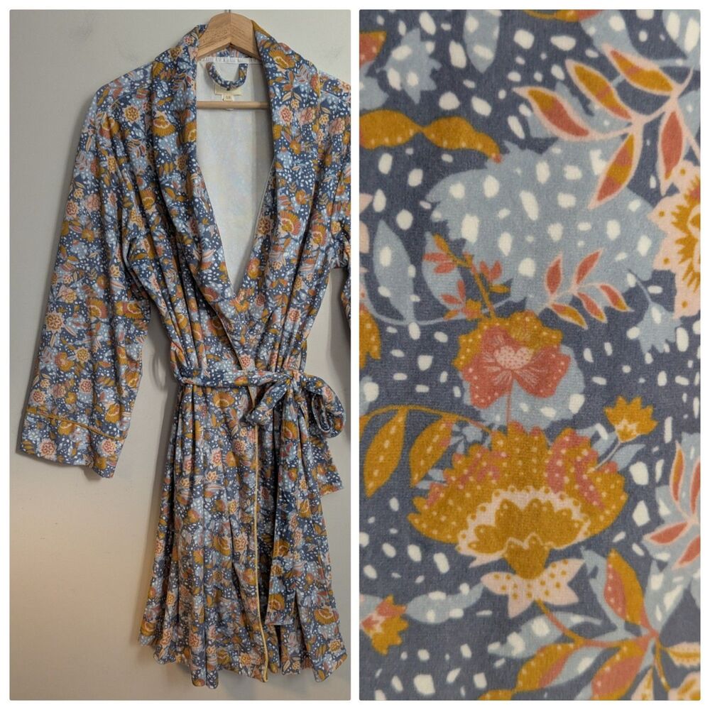 World Market Women's Floral Print Fleece Robe Pockets Cottage Boho Gold Gray OS